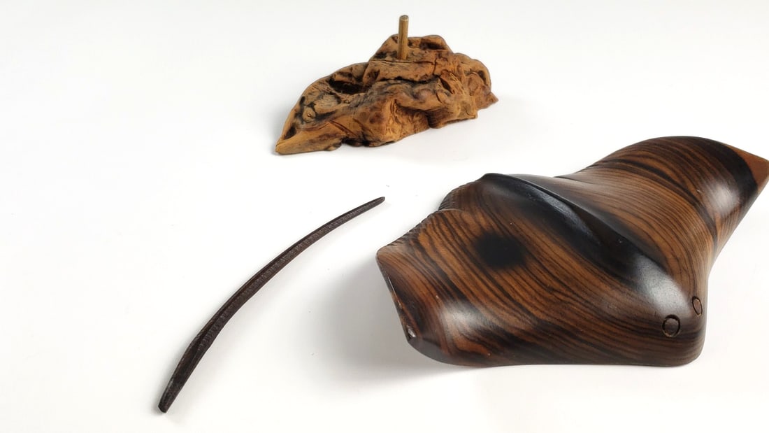 Handcrafted Wooden Stingray Sculpture on Driftwood Base - 5