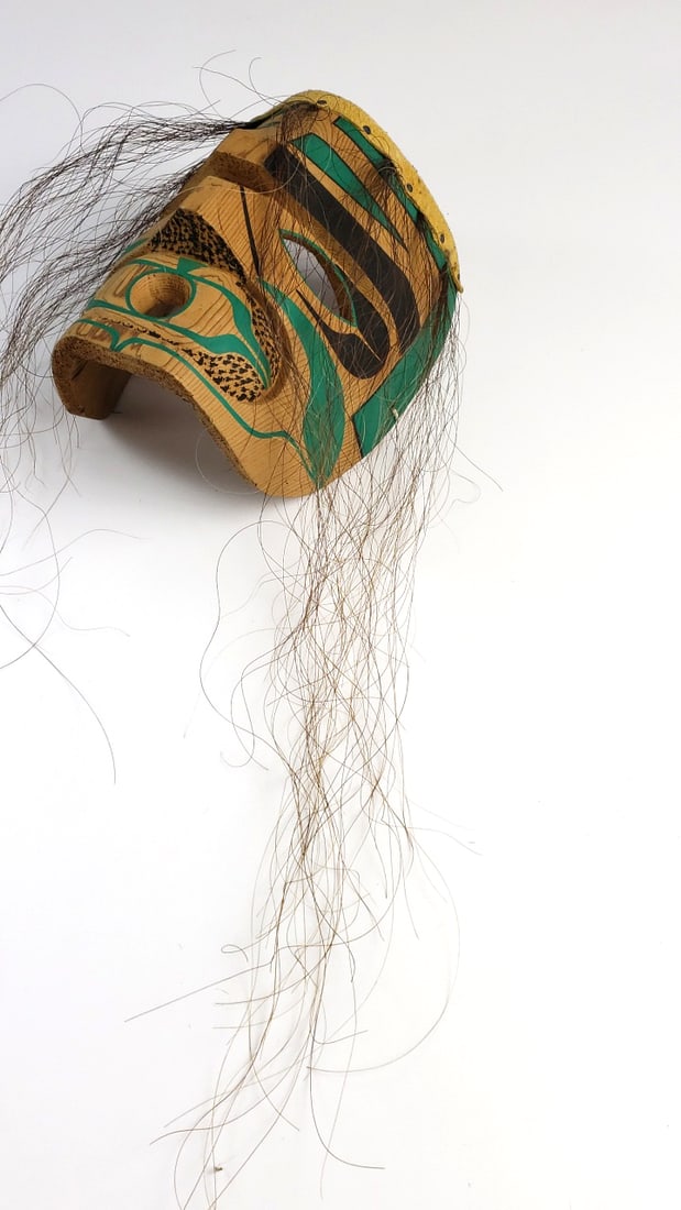 Vintage Makah Handcrafted Wooden Tribal Mask with Green and Black Design - 4