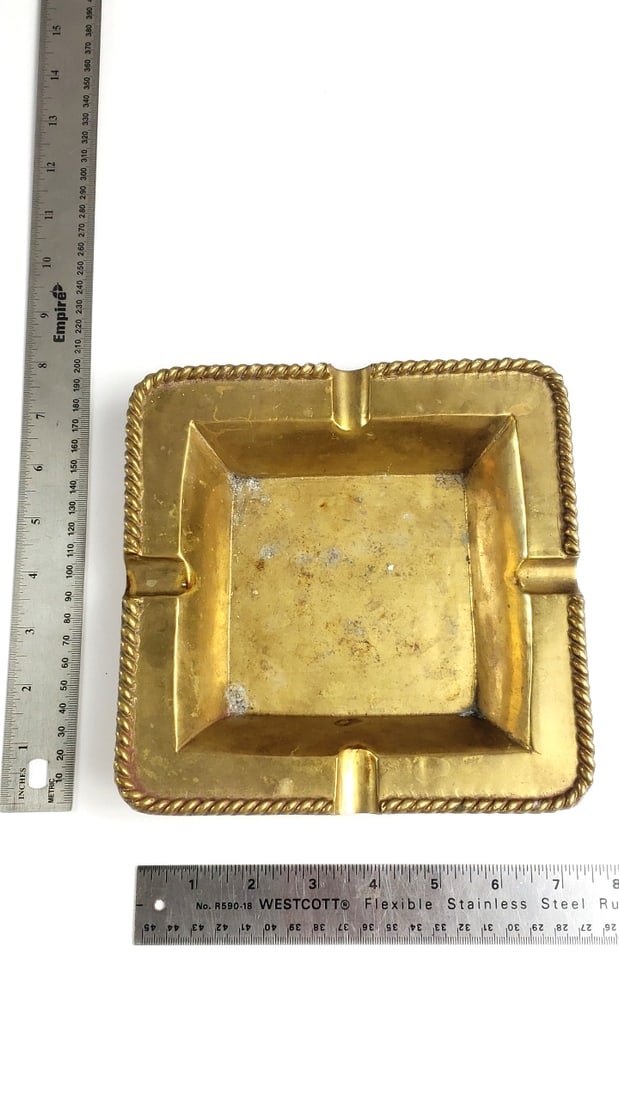 Vintage Brass Cigarette Cigar Ashtray with Decorative Edging - 5