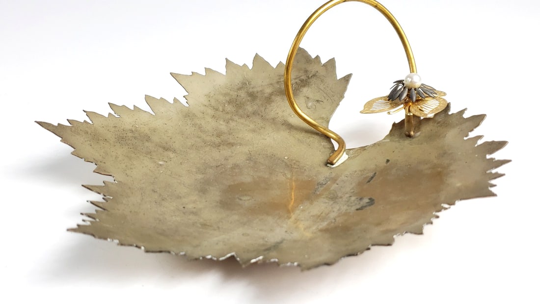 Vintage Metal Leaf-Shaped Dish with Gold Handle and Flower Accent - Sharp: Unique Height: 6 Width: 2 Low Estimate: 15 High Estimate: 50