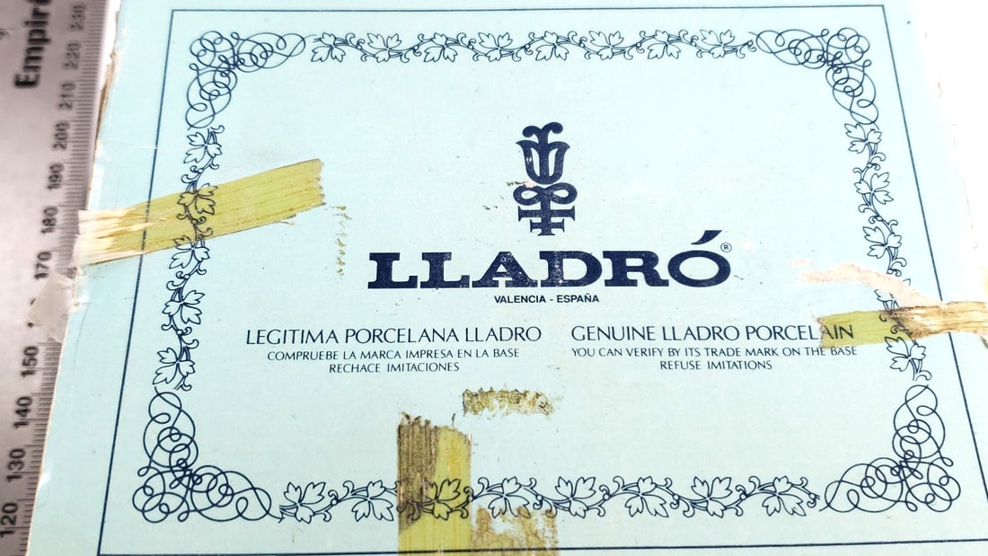 Lladro Porcelain Desk Clock with Original Box and Roman Numerals - 7