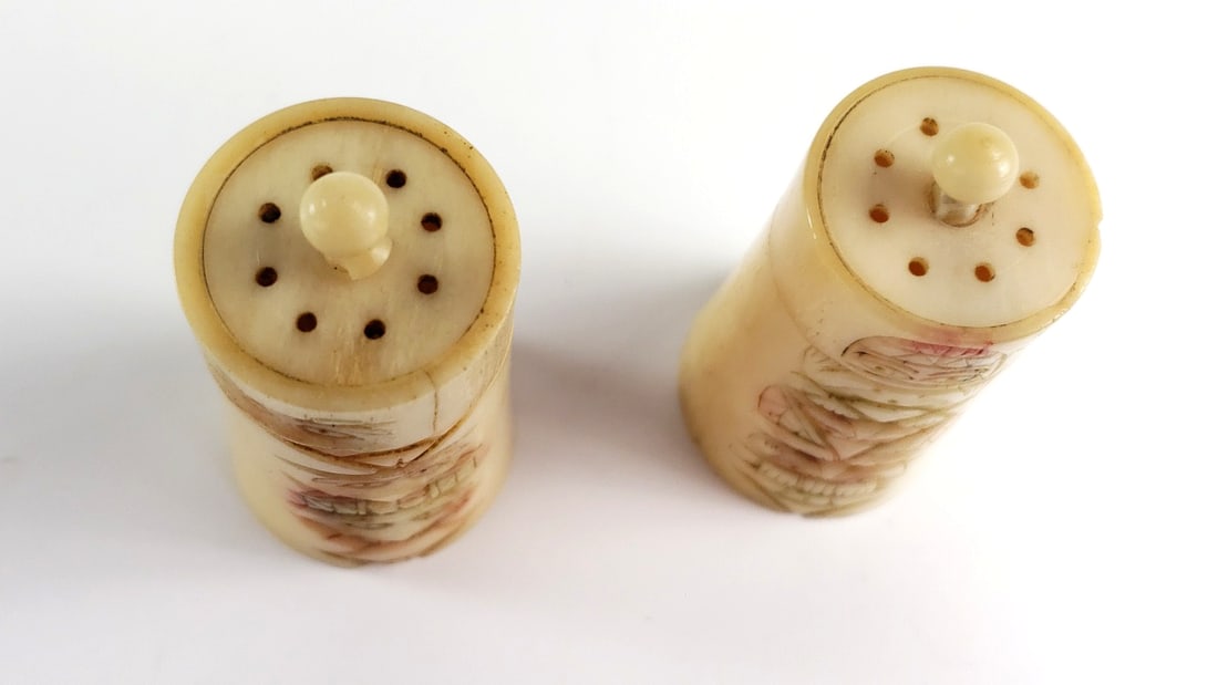 Vintage Scrimshaw Bone Totem Face Salt and Pepper Shakers Set - 2