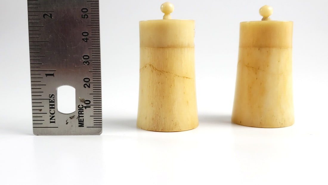 Vintage Scrimshaw Bone Totem Face Salt and Pepper Shakers Set - 4