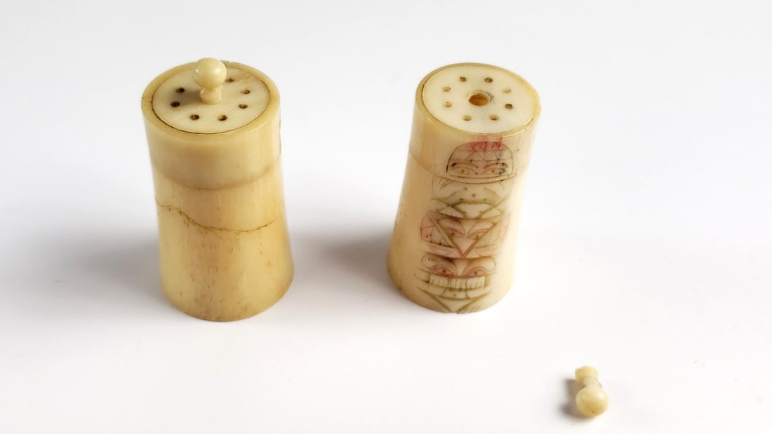 Vintage Scrimshaw Bone Totem Face Salt and Pepper Shakers Set - 5