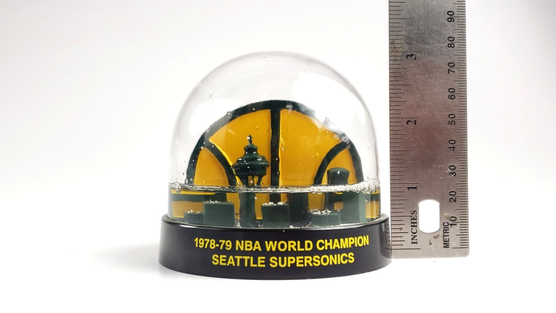 Vintage Seattle SuperSonics Replica 1978-79 NBA Champion Snow Globe Collectible - 5