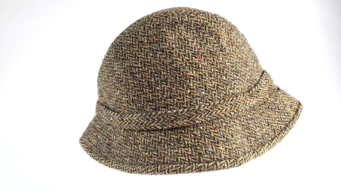 Vintage Harris Tweed 100% Wool Cloche Hat with Buckle Detail Size 7 1/2 or 61 - 3