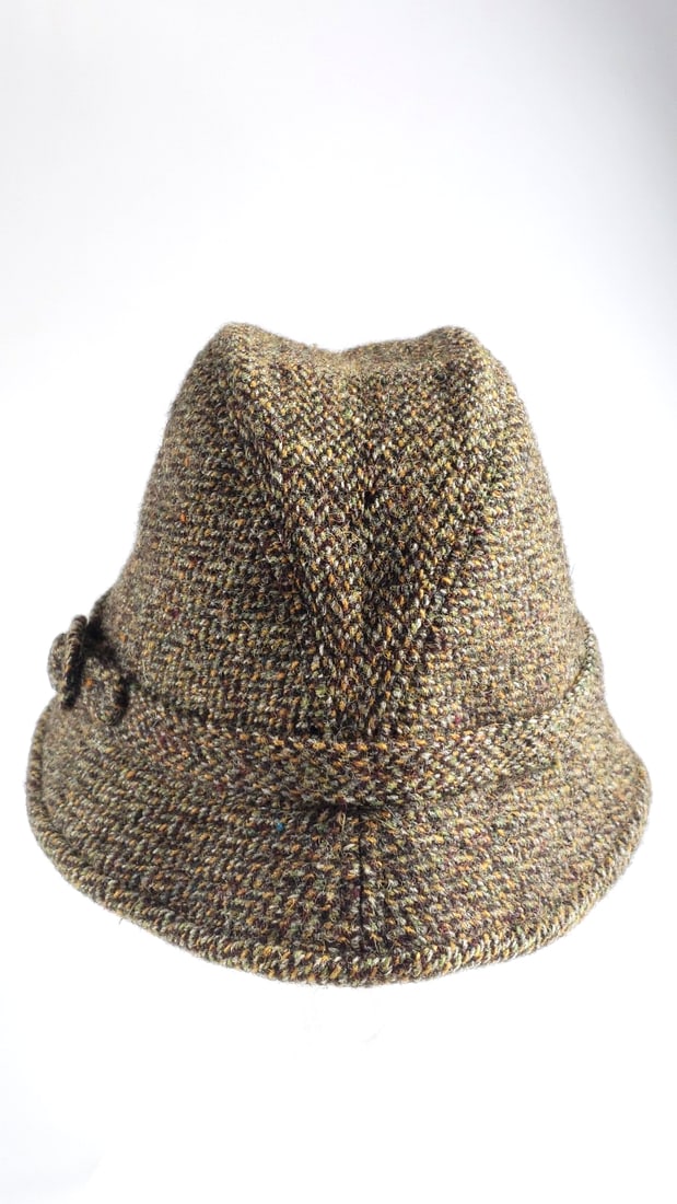Vintage Harris Tweed 100% Wool Cloche Hat with Buckle Detail Size 7 1/2 or 61 - 5
