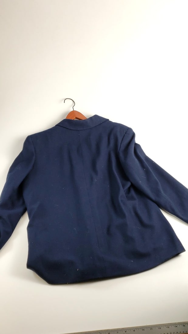 Vintage Pendleton Woolen Mills Navy Wool Blazer with Notched Lapels - 12