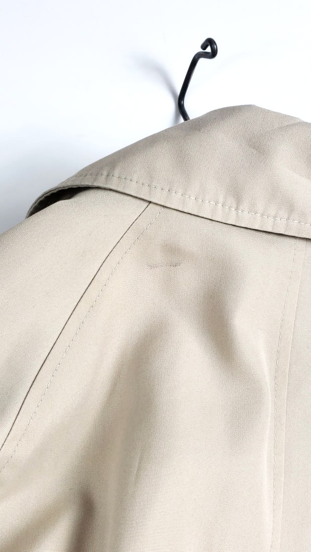 Vintage Eddie Bauer Beige Trench Coat with Plaid Lining and Button Closure - 16