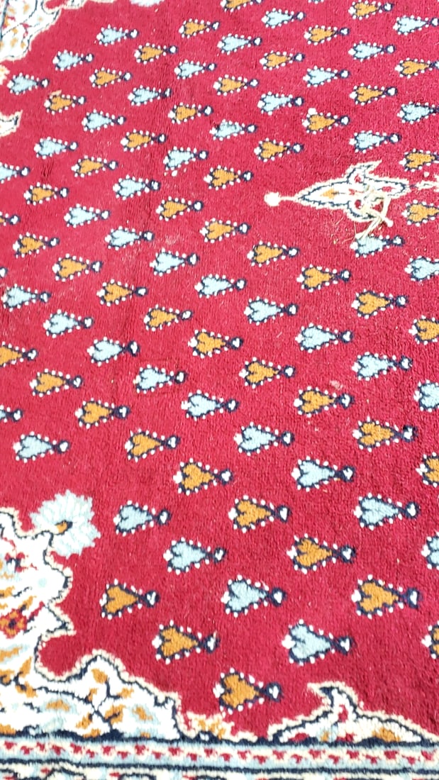 Traditional Hand Knotted Red Persian-Style Area Rug with Central Medallion Design 60" x 36" - 5