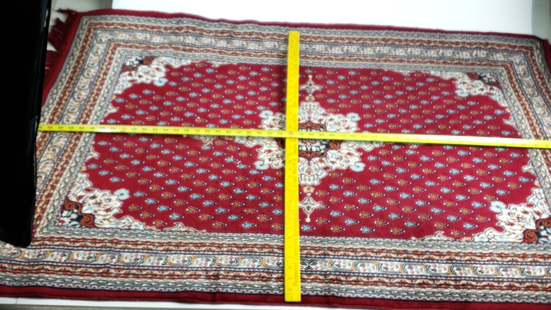 Traditional Hand Knotted Red Persian-Style Area Rug with Central Medallion Design 60" x 36" - 8