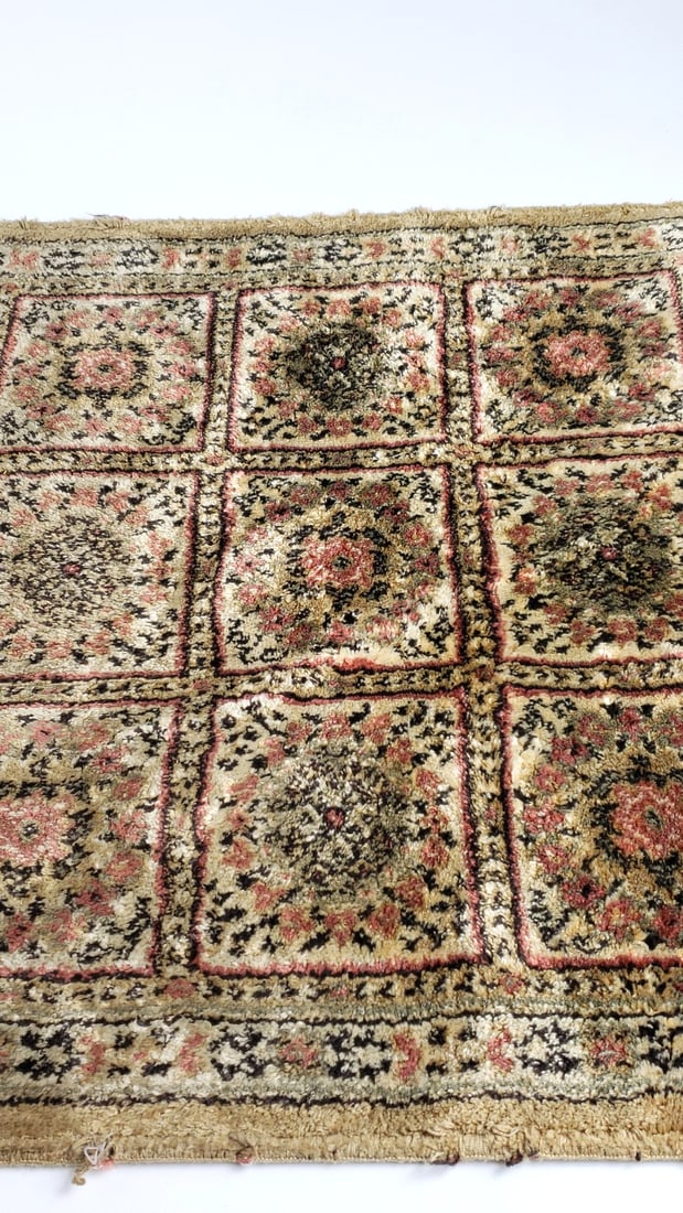 Ornate Persian-Style Prayer Rug with Fringe Trim 36" x 19" [2] - 5