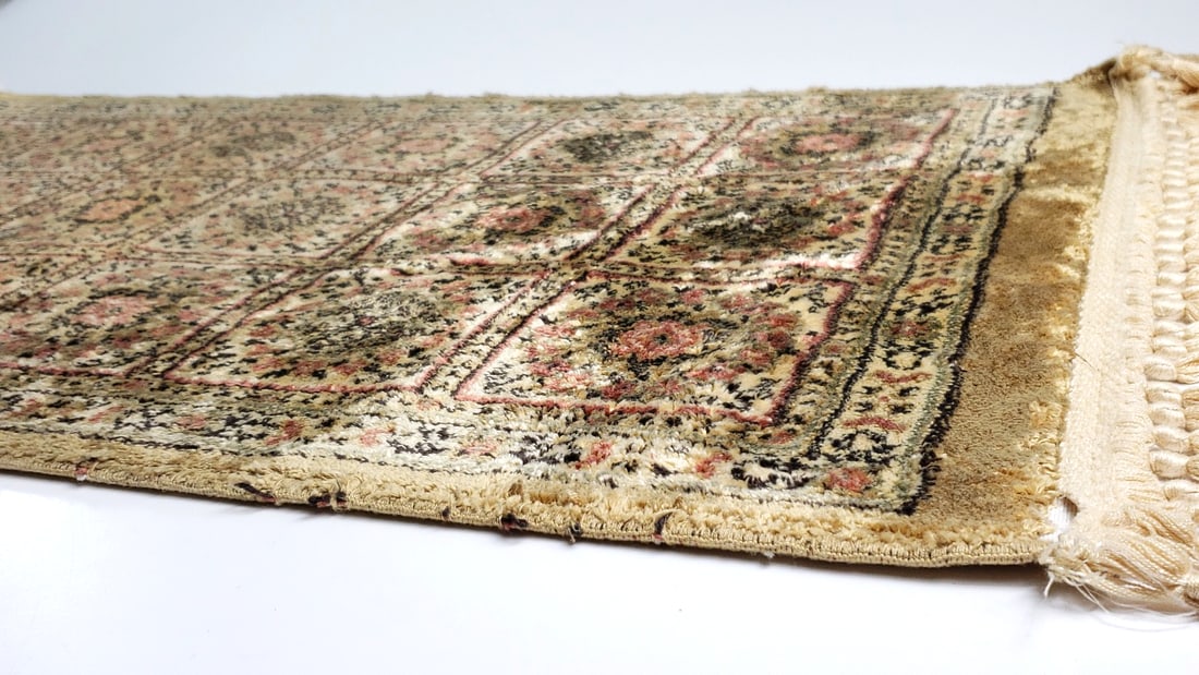 Ornate Persian-Style Prayer Rug with Fringe Trim 36" x 19" [2] - 7