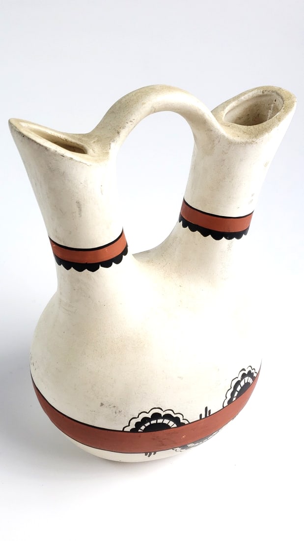 Kwahu Pottery Ceramic Double-Spout Wedding Vase 10": Good Width: 4 Height: 6 High Estimate: 125 Low Estimate: 25