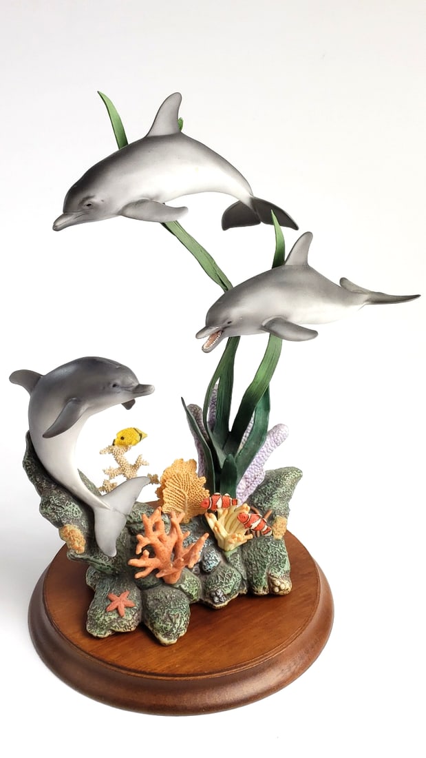 Maruri Studio "Waltz of The Dolphins" Porcelain and Bronze Figure, Limited Edition #2449/3500 - 12": Great Low Estimate: 50 Height: 12 High Estimate: 450 Width: 5