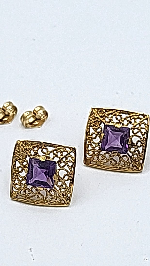 14k Gold Filigree Earrings With Purple Amethyst 2.04g - 2