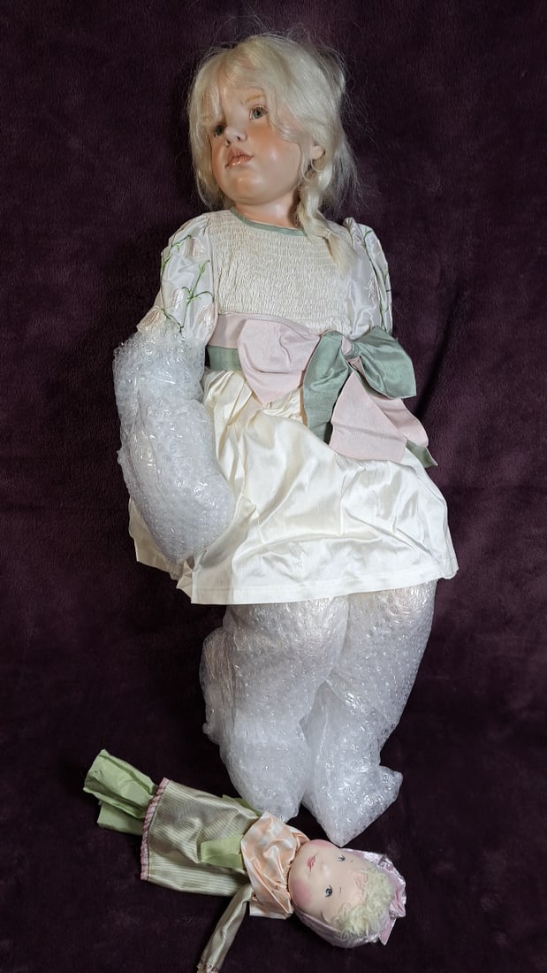 Hildegard Gunzel Ines Wax Over Porcelain Doll Box And Coa - 2
