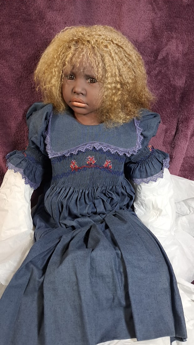 Pauline Middleton Sonya Artist Made Porcelain Doll Ltd Edition (1 of 5)