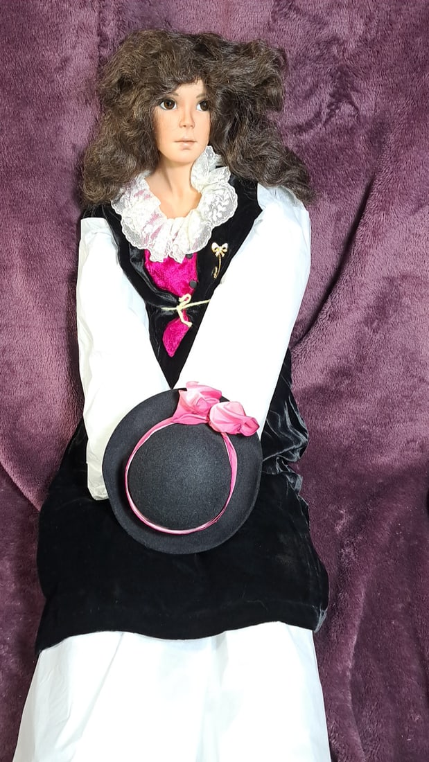 Karen Anderson Blandford Mandaly Artist Made Porcelain Doll (1 of 7)