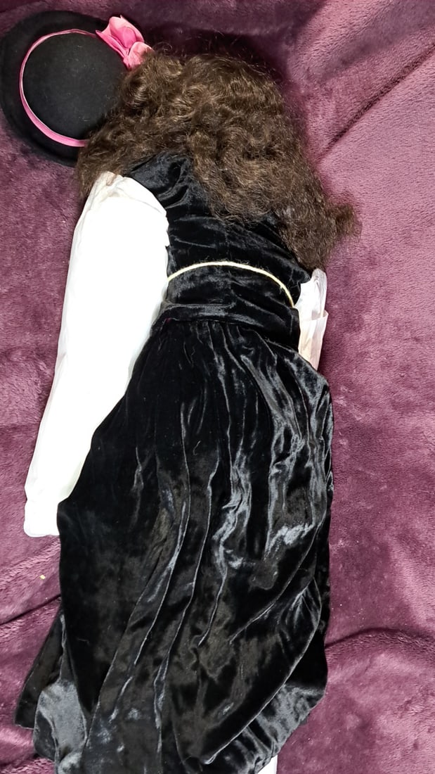 Karen Anderson Blandford Mandaly Artist Made Porcelain Doll - 4