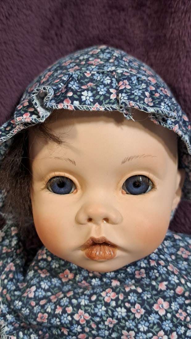 Gaby Rodemann Flori Ltd Edition Artist Made Porcelain Doll 91/50 - 2