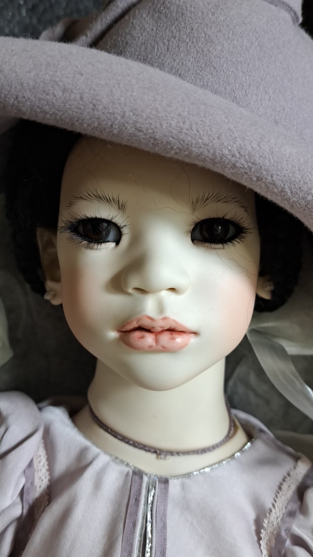 Annette Himstedt Shianji Porcelain Doll 29/70 Coa Artist Made - 2