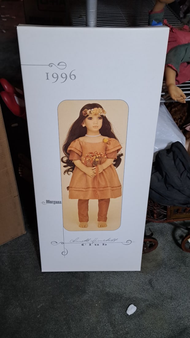 Annette Himstedt Morgana Doll With Flowers Coa - 12