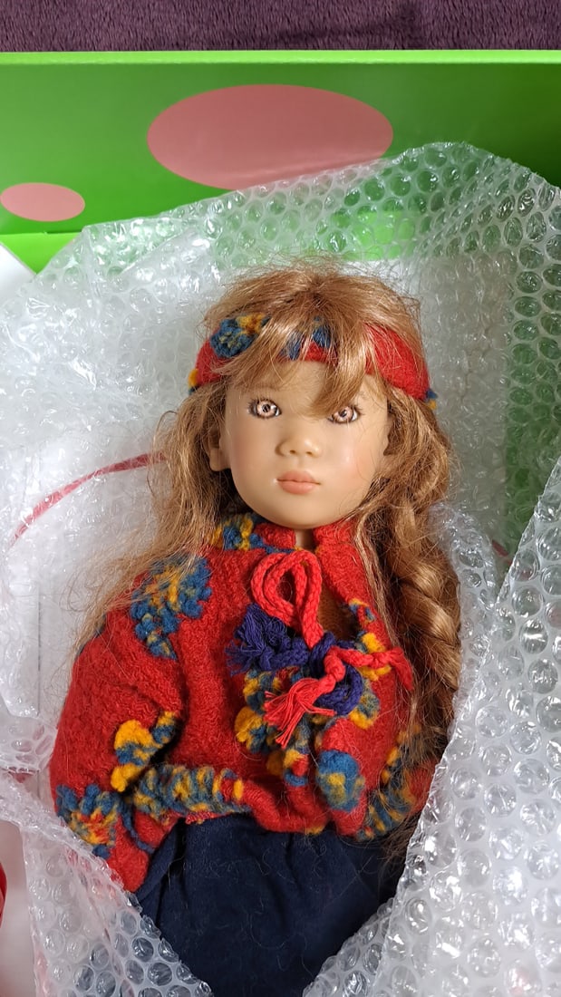 Annette Himstedt Lottchen Ii Doll With Box: Please read descriptions and examine pictures carefully. Take into account shipping when bidding. 30x15x9 15lbs Height: 15 Width: 9 Low Estimate: 50.00 High Estimate: 500.00