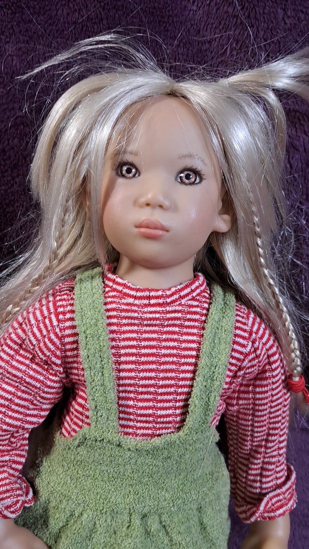 Annette Himstedt Lottchen I Doll With Box: Please read descriptions and examine pictures carefully. Take into account shipping when bidding. 30x12x10 15lbs Height: 12 Width: 10 Low Estimate: 50.00 High Estimate: 800.00