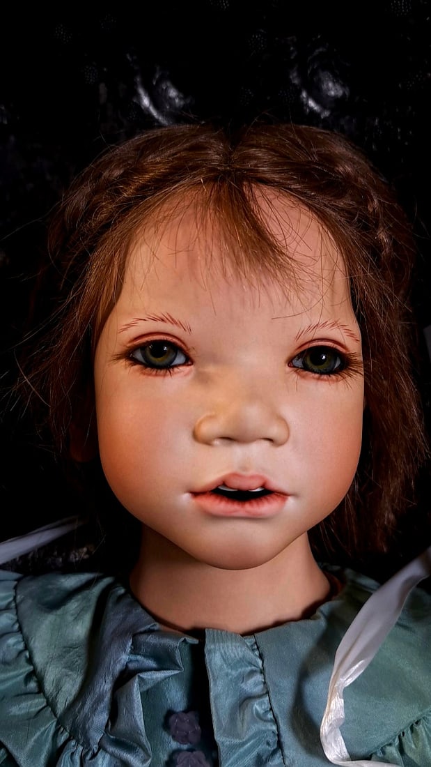 Annette Himstedt Annabella Porcelain Doll With Coa And Box - 2