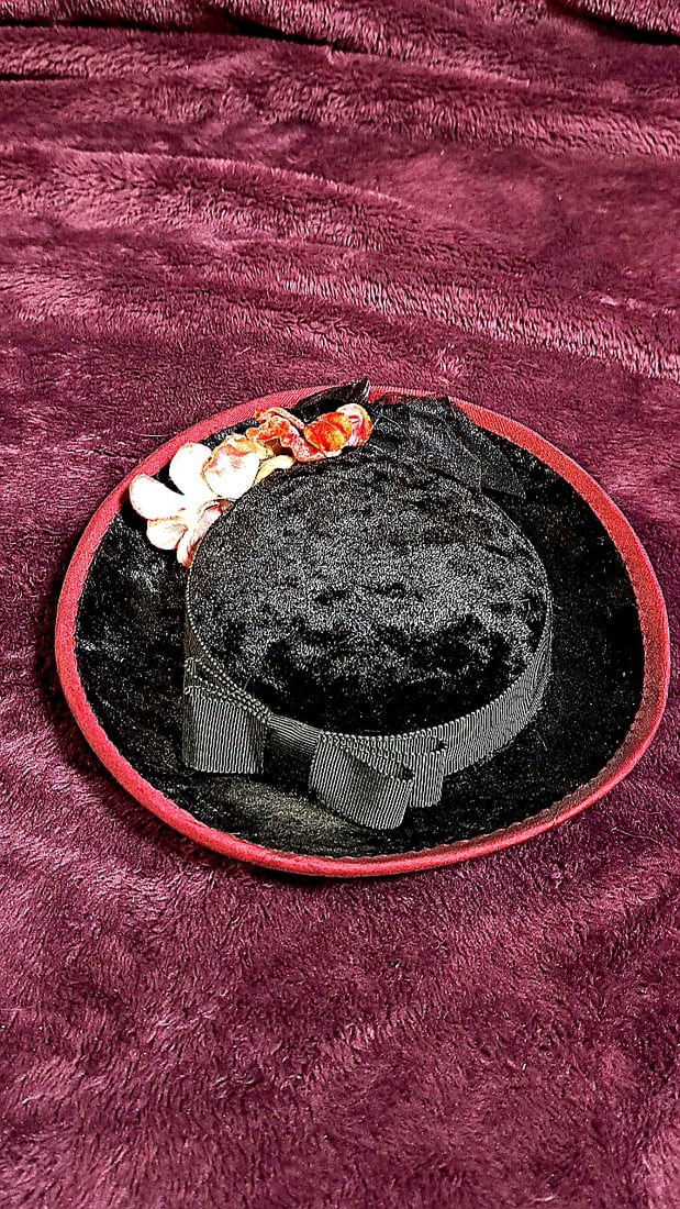 Karen Anderson Blandford India With Coa And Hat - 13