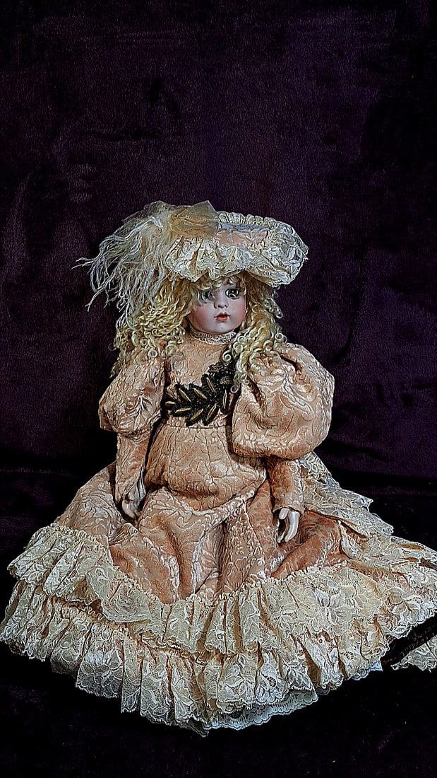 Colleen Philips Bru Jne 1995 With Hat: Please read descriptions and examine pictures carefully. Take into account shipping when bidding. 45x20x12 15lbs Height: 20 Width: 12 Low Estimate: 50.00 High Estimate: 250.00