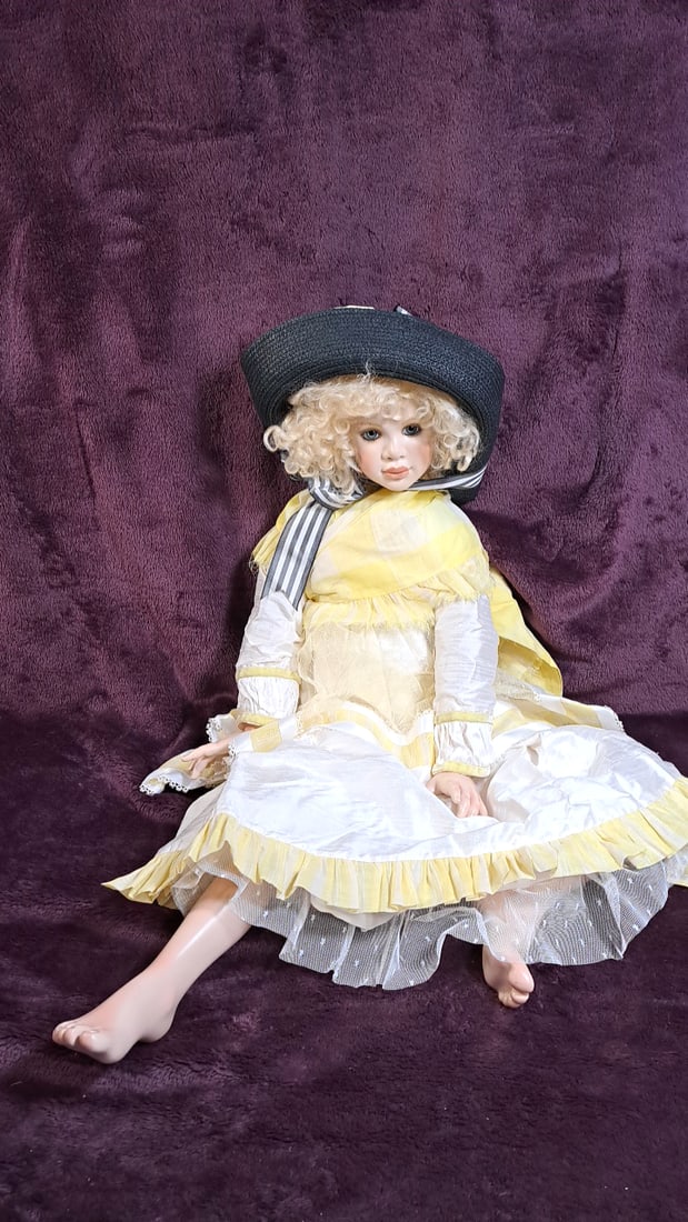Susan E Krey - Krey Baby Kitty Doll Wax Over Porcelain 8/25 With Coa And Box (1 of 14)