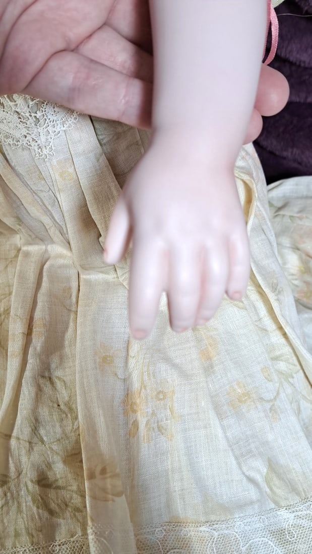 Colleen Phillips Bru Jne 15 1997 Porcelain Doll - 3