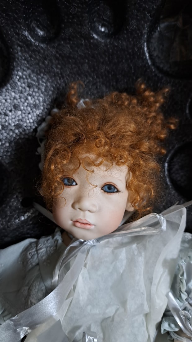 Annette Himstedt Alina Limited Edition Porcelain Doll With Box And Coa - 2