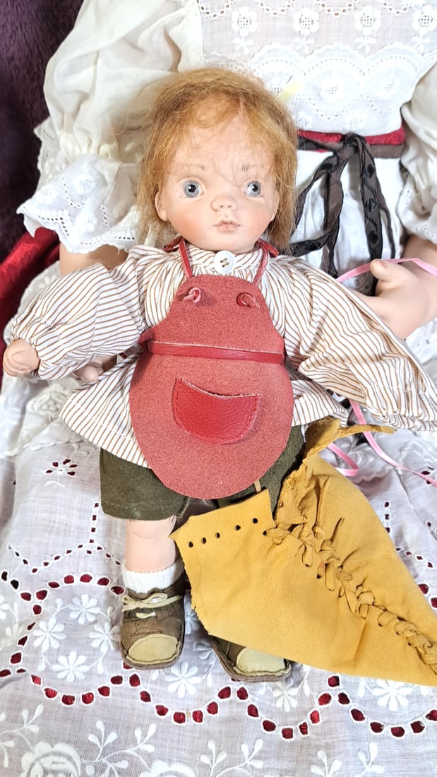 Gaby Rademann Snow White With Dwarf Porcelain Doll One Of A Kind - 7