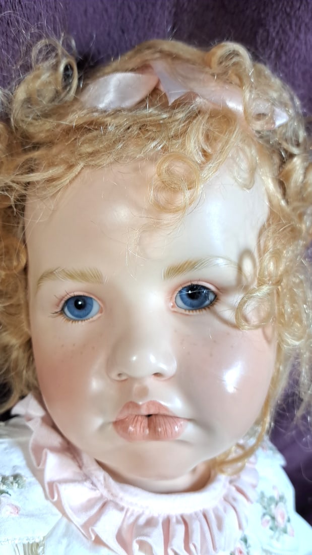 Hildegard Gunzel Lea Wax On Porcelain Doll With Box - 3