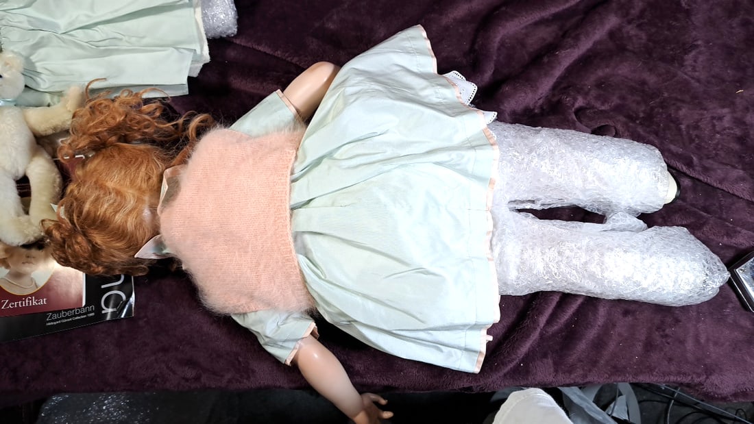 Hildegard Gunzel Ellamae Wax On Porcelain Doll With Extra Doll And Bear With Coa & Box - 10