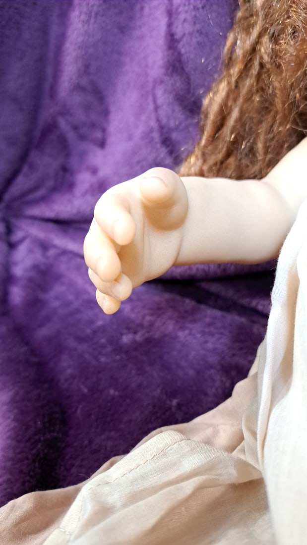 Annette Himstedt Eshe Doll With Coa And Box - 4