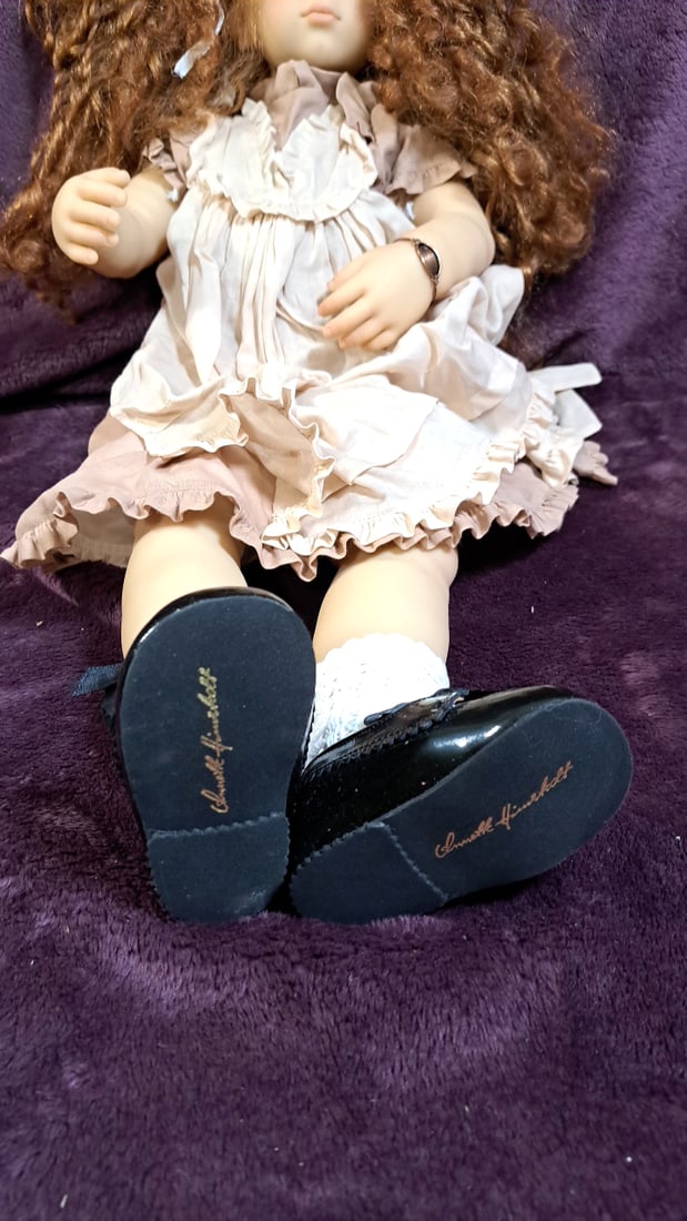 Annette Himstedt Eshe Doll With Coa And Box - 6