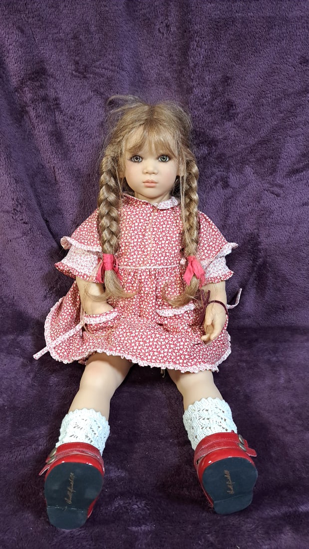 Annette Himstedt Anna I Doll With Coa And Box: Please read descriptions and examine pictures carefully. Take into account shipping when bidding. 36x20x15 15lbs Height: 20 Width: 15 Low Estimate: 50.00 High Estimate: 200.00