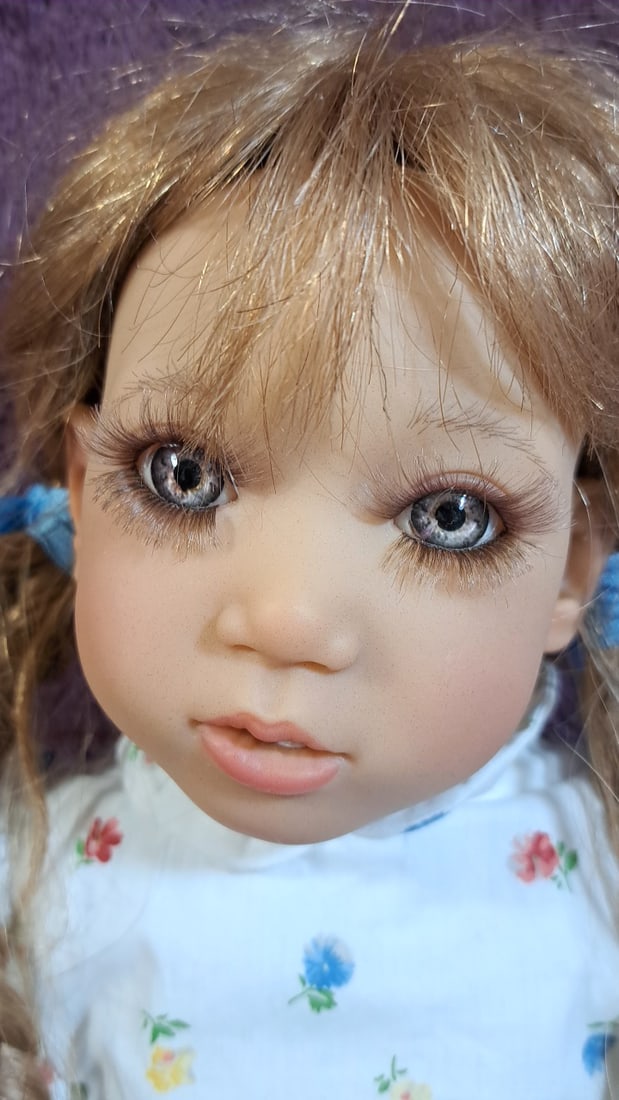 Annette Himstedt Lonneke Doll With Coa And Box - 2