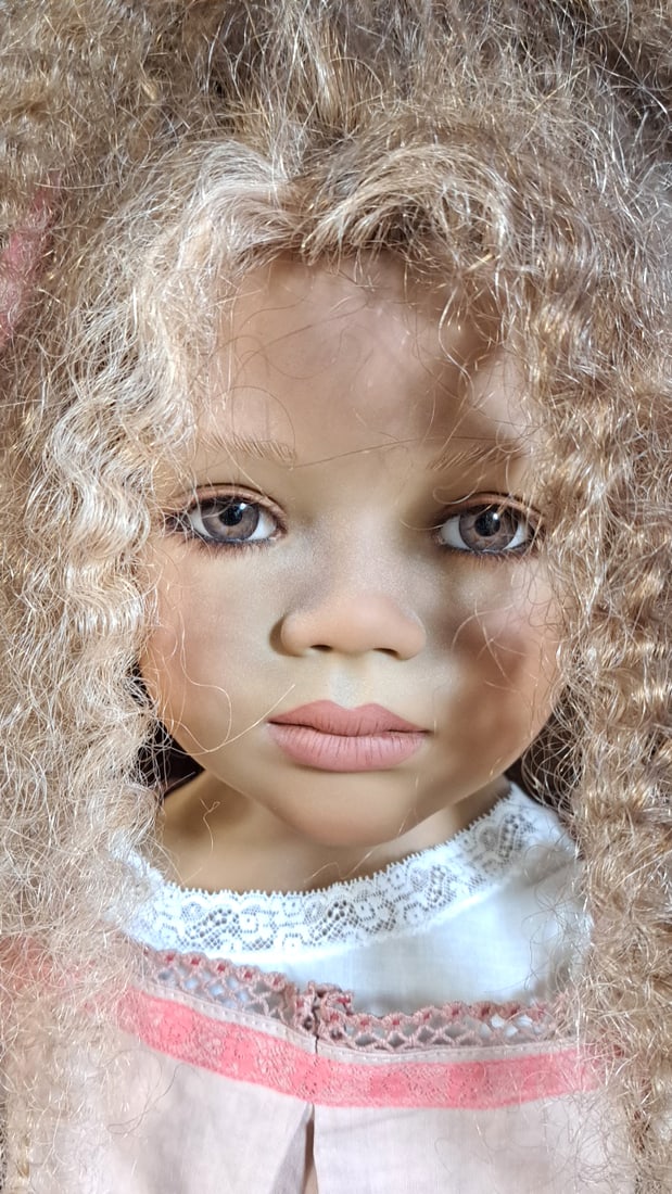 Annette Himstedt Antha Doll With Box - 2