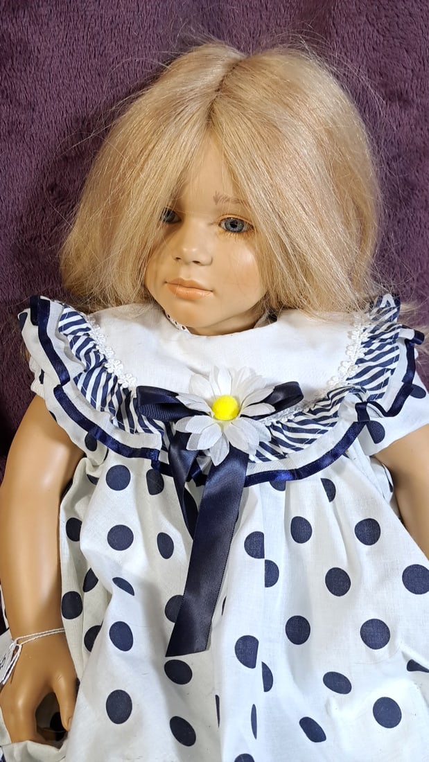Annette Himstedt Malin Doll: Please read descriptions and examine pictures carefully. Take into account shipping when bidding. 36x15x15 15lbs Height: 15 Width: 15 Low Estimate: 50.00 High Estimate: 1500.00