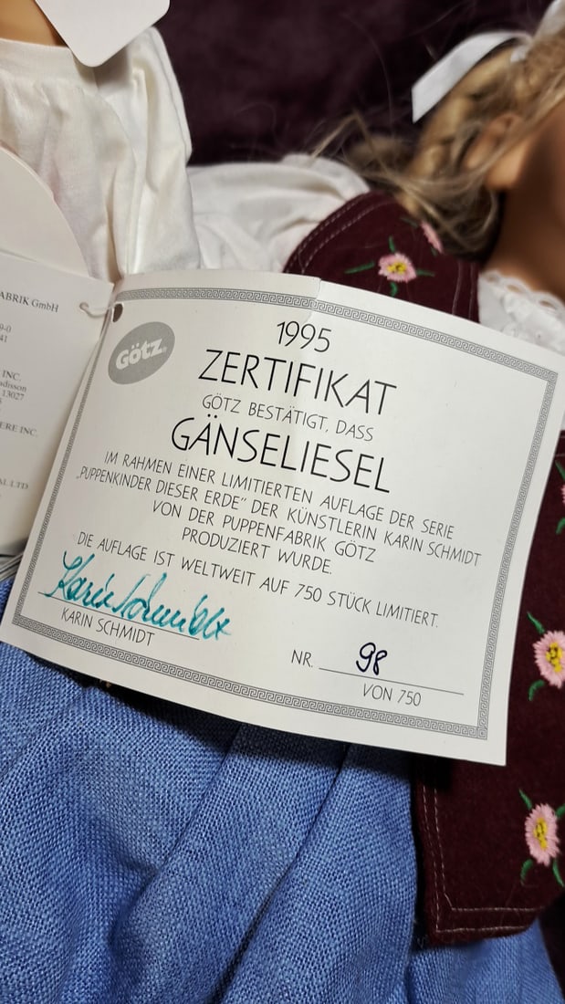 Karin Schmidt Ganseliesel Doll With Coa - 13