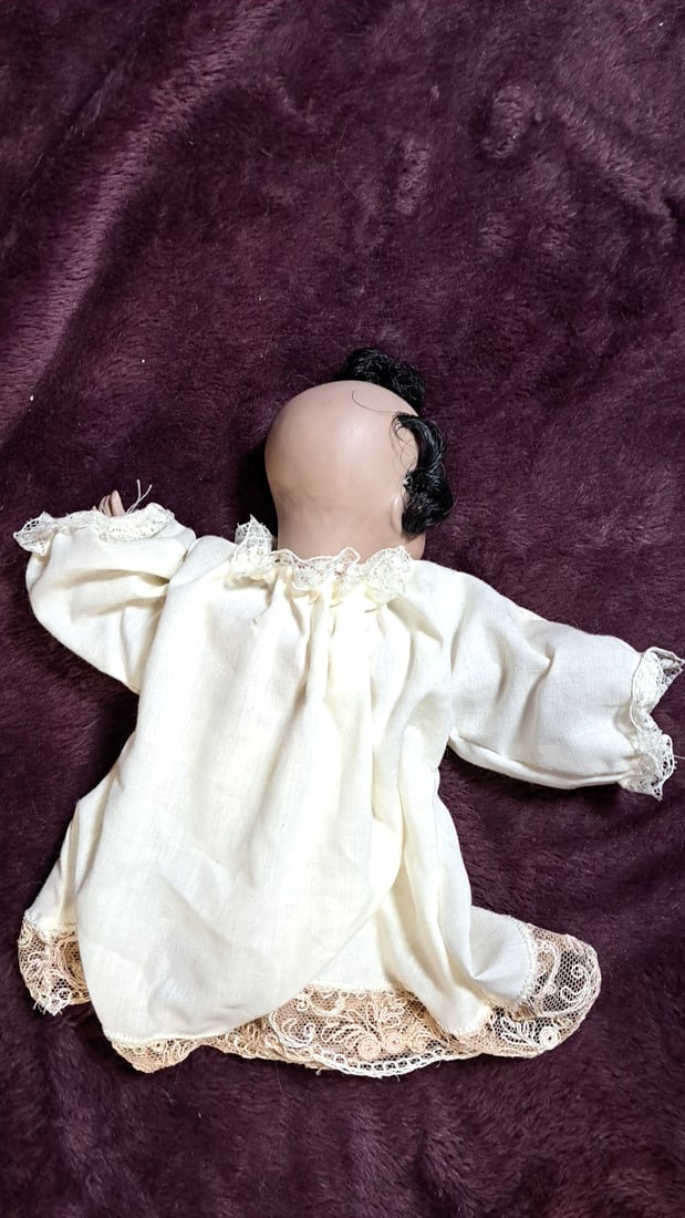 9" Porcelain Sleeping Doll Accessory - 6