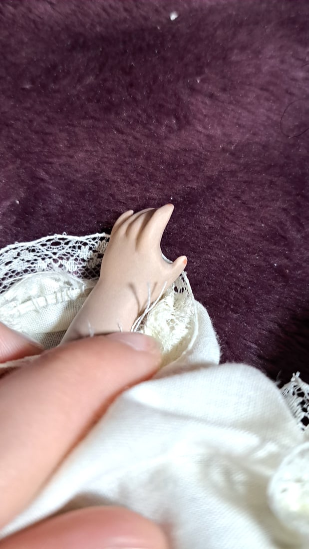 9" Porcelain Sleeping Doll Accessory - 7