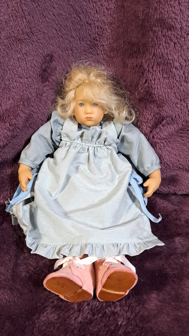 Annette Himstedt Mini Club Doll 9.5" Tall: Please read descriptions and examine pictures carefully. Take into account shipping when bidding. 20x15x10 5lbs Height: 15 Width: 10 Low Estimate: 50.00 High Estimate: 200.00