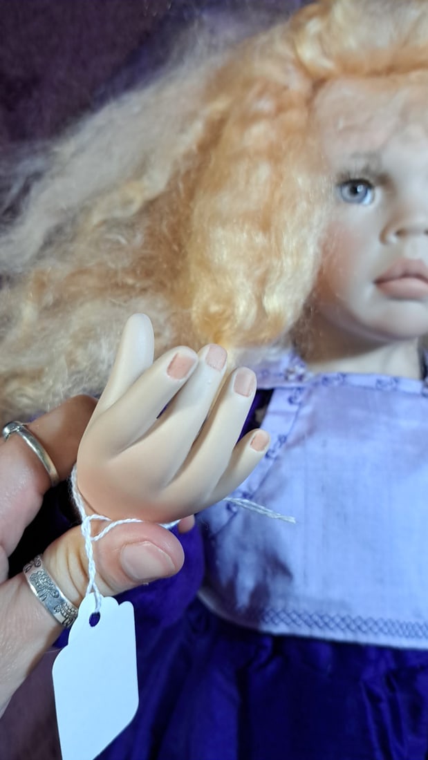 C. Cumming Mary Louise Porcelain Doll 4/20 1995 - 4