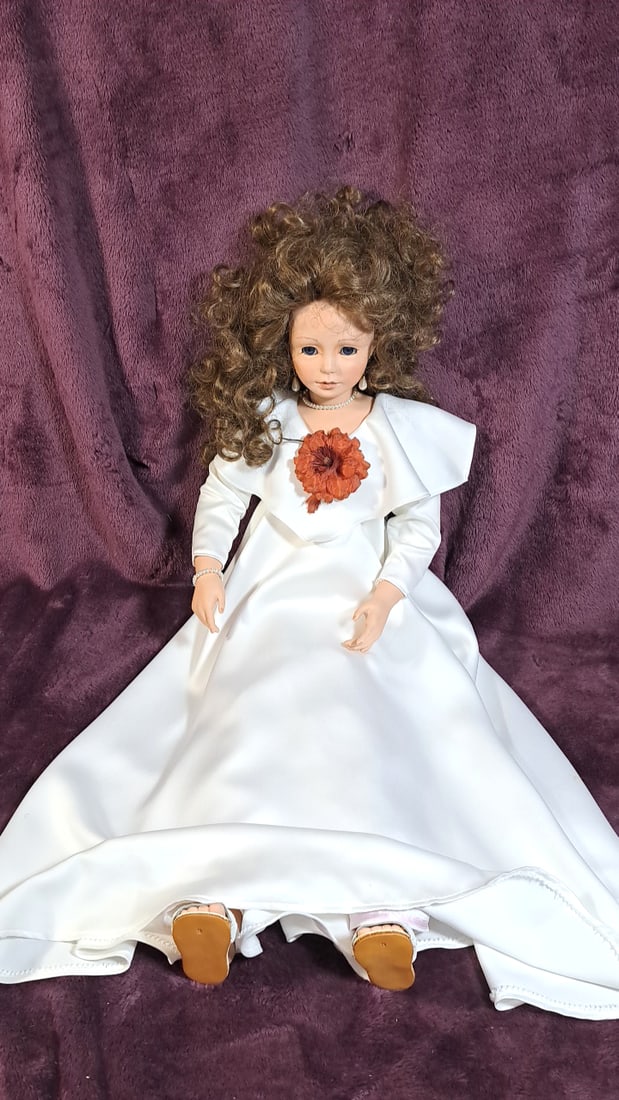 Gr Porcelain Doll 1992 29" Doll (1 of 12)